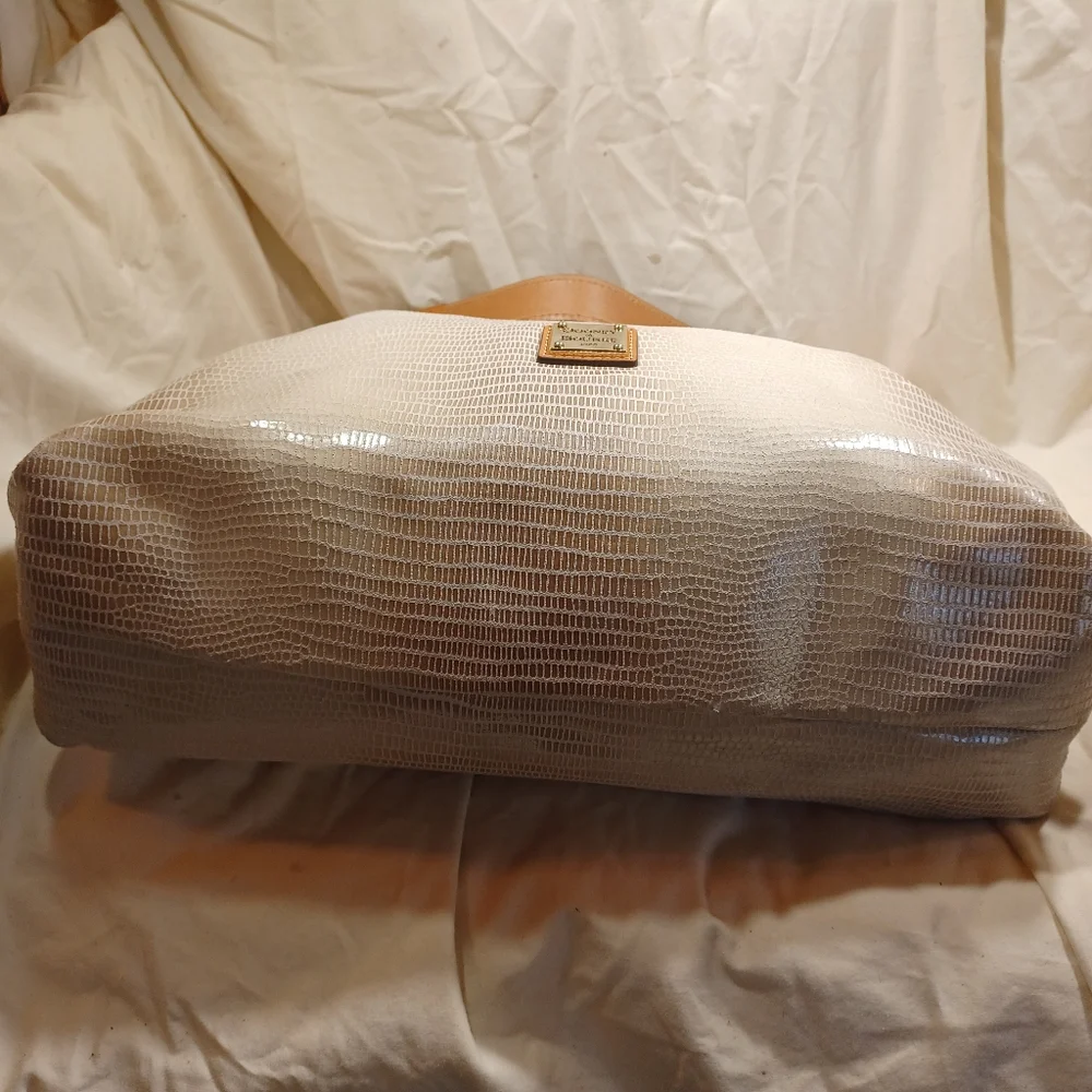 Dooney and bourke shoulder bag - Picture 5 of 12